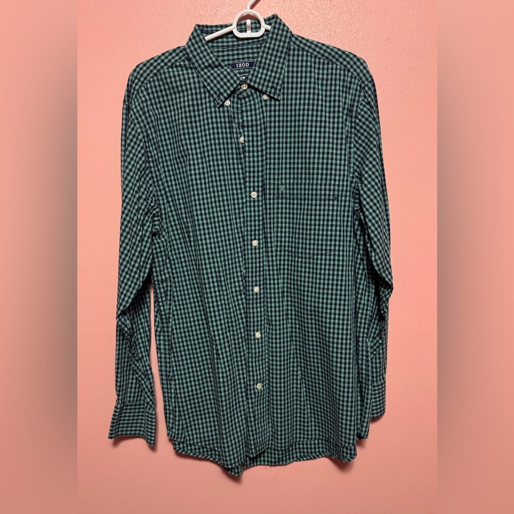 Izod Men's Green Plaid Button Down Shirt